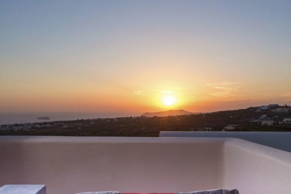 Art Hotel Santorini (Pyrgos Kallistis, Thira)